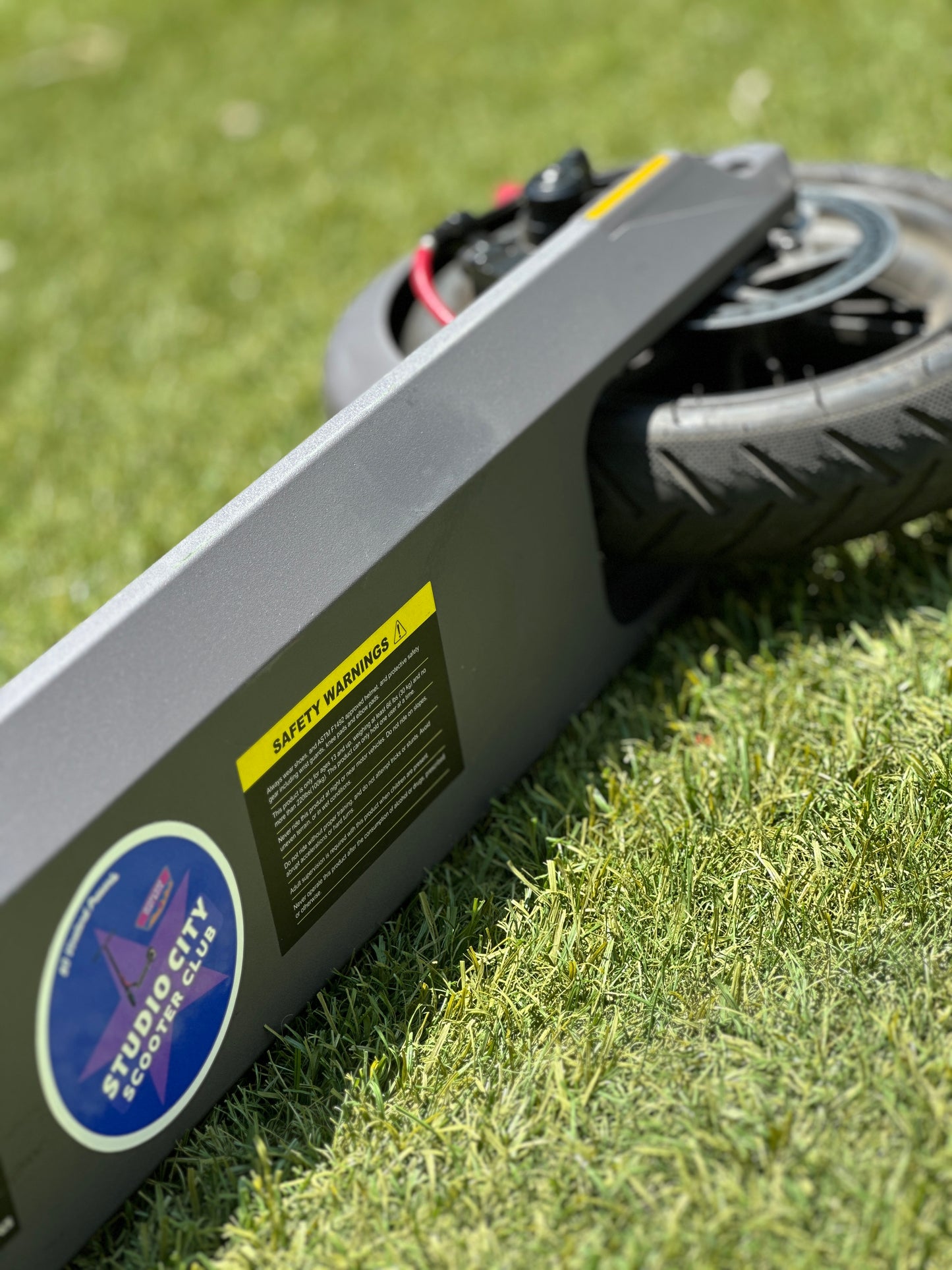 Studio City Scooter Club STICKER CIRCLE